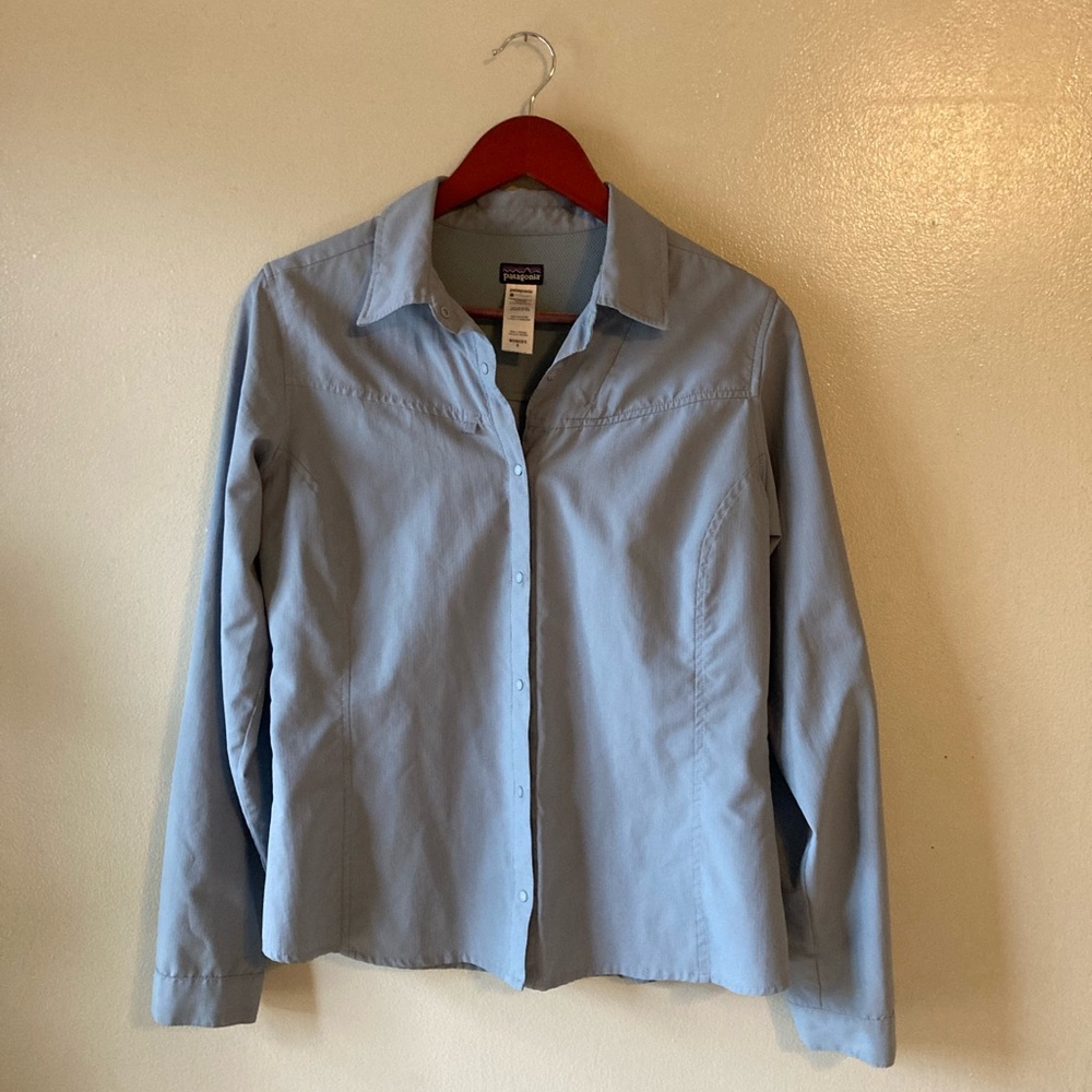 Patagonia Sky Blue Button Down Sun Shirt